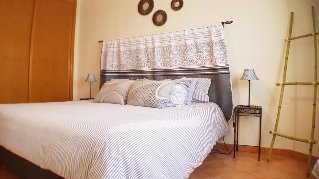 Bel Appartement Centre De טאווירה מראה חיצוני תמונה